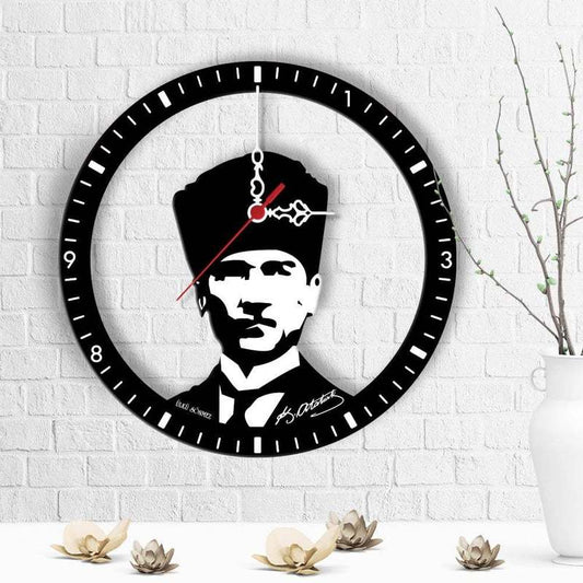 Kişiye Özel Atatürk Tasarımlı Ahşap Duvar Saati - El Yapımı Dekoratif Duvar Saati